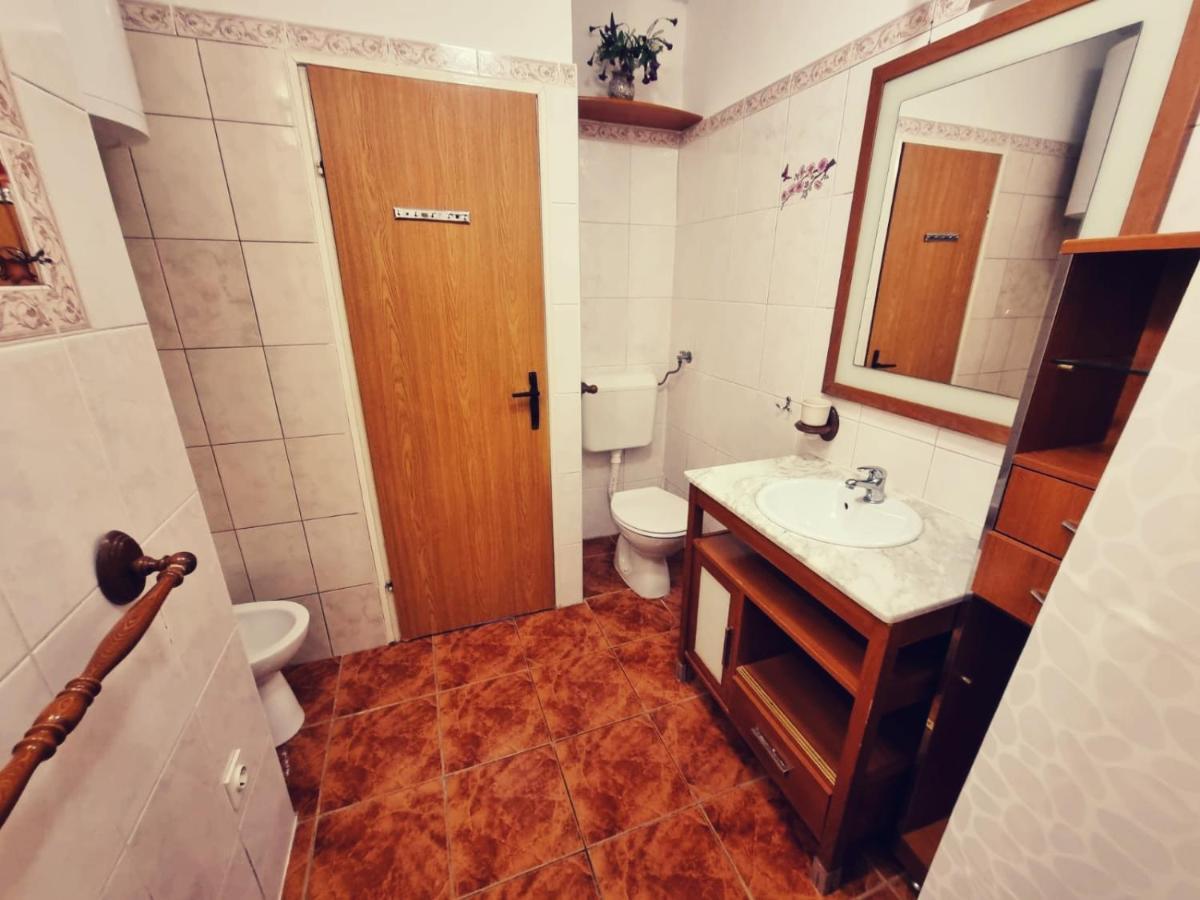 Apartments Nada Krk Town Luaran gambar